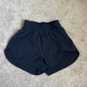 lululemon black running shorts